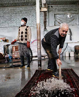 شستشوی سنتی قالی در قالیشویی رضا شهر مشهد